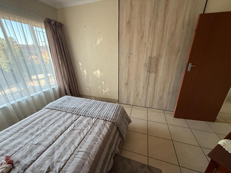 3 Bedroom Property for Sale in Rooihuiskraal Gauteng