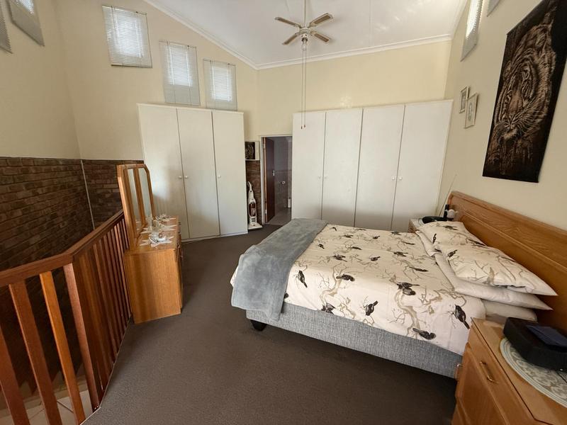 3 Bedroom Property for Sale in Rooihuiskraal Gauteng