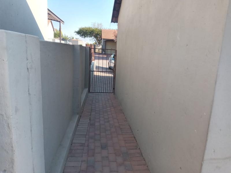 3 Bedroom Property for Sale in The Reeds Gauteng