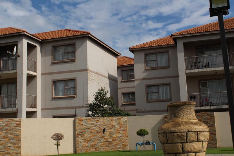 2 Bedroom Property for Sale in Bardene Gauteng
