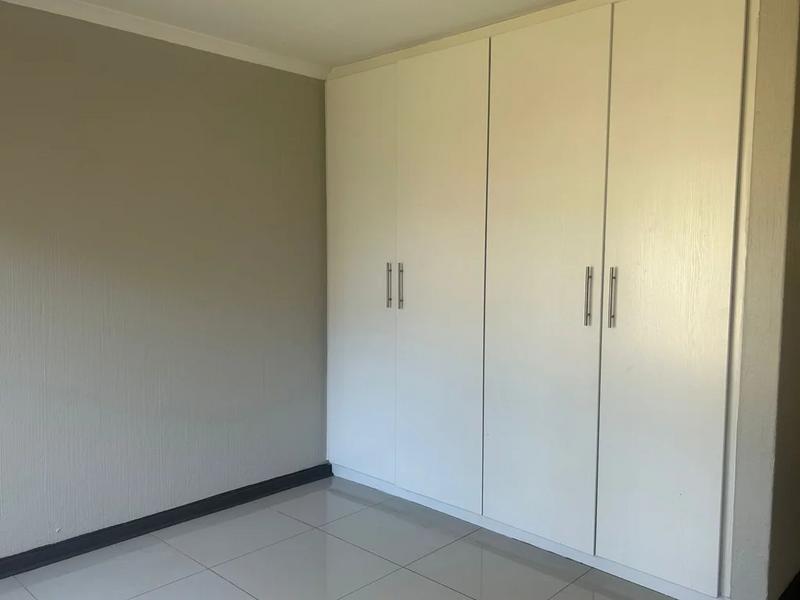 To Let 3 Bedroom Property for Rent in Noordwyk Gauteng