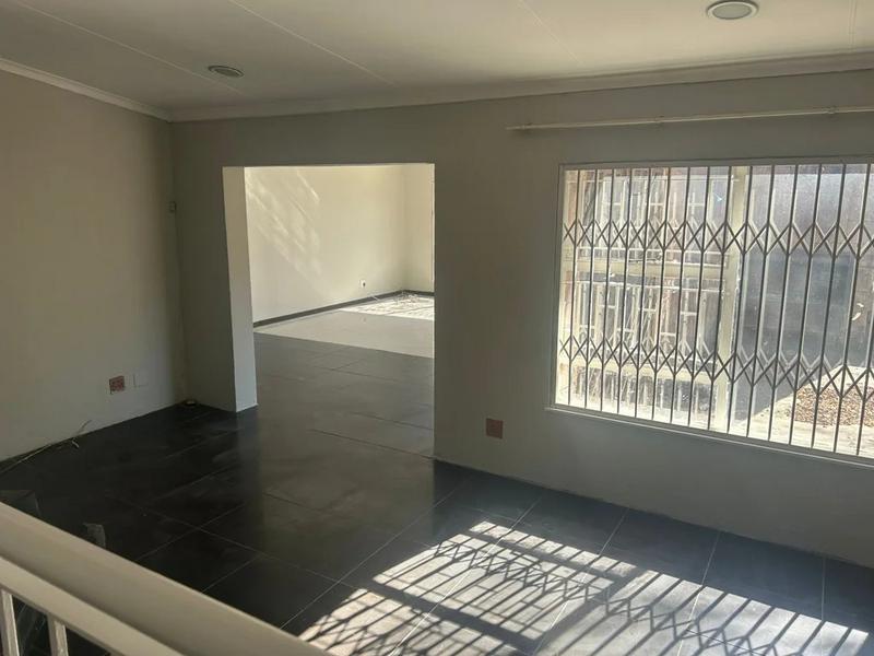 To Let 3 Bedroom Property for Rent in Noordwyk Gauteng