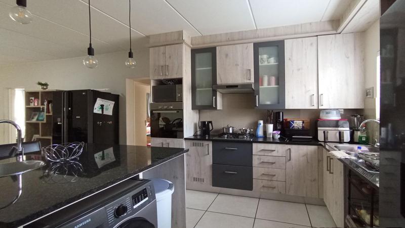 3 Bedroom Property for Sale in North Riding Gauteng
