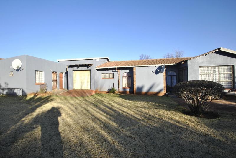 3 Bedroom Property for Sale in Dawn Park Gauteng