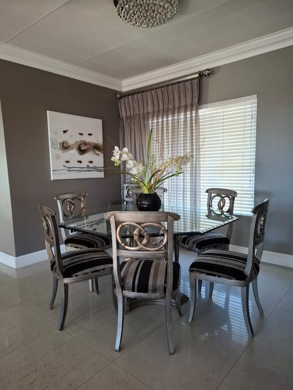 To Let 2 Bedroom Property for Rent in Bedfordview Gauteng