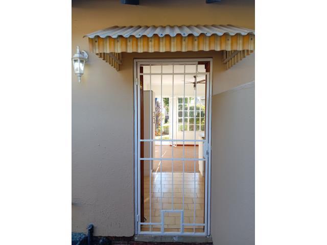 To Let 1 Bedroom Property for Rent in Meadowbrook Gauteng