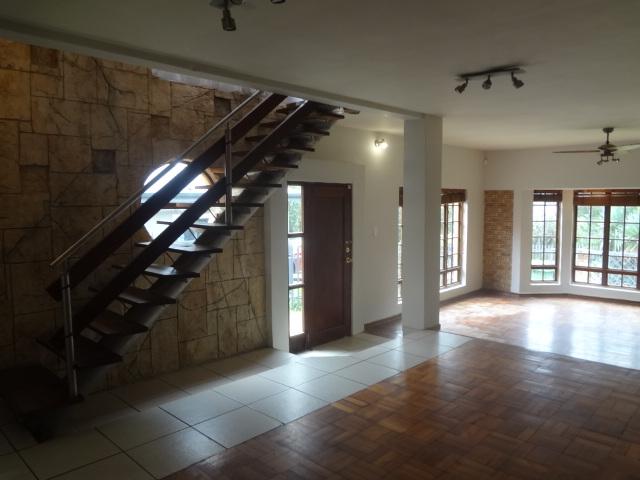 To Let 3 Bedroom Property for Rent in Lakeside Gauteng