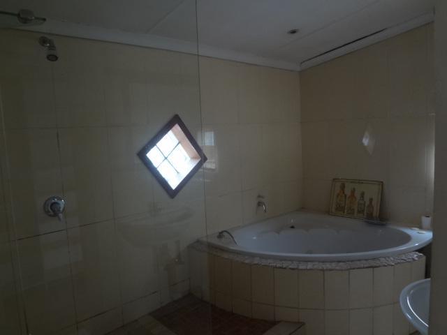 To Let 3 Bedroom Property for Rent in Lakeside Gauteng