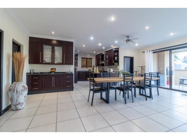 4 Bedroom Property for Sale in Bushwillow Park Estate Gauteng