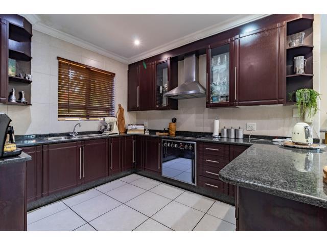 4 Bedroom Property for Sale in Bushwillow Park Estate Gauteng