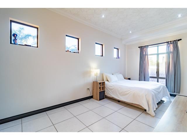 4 Bedroom Property for Sale in Bushwillow Park Estate Gauteng
