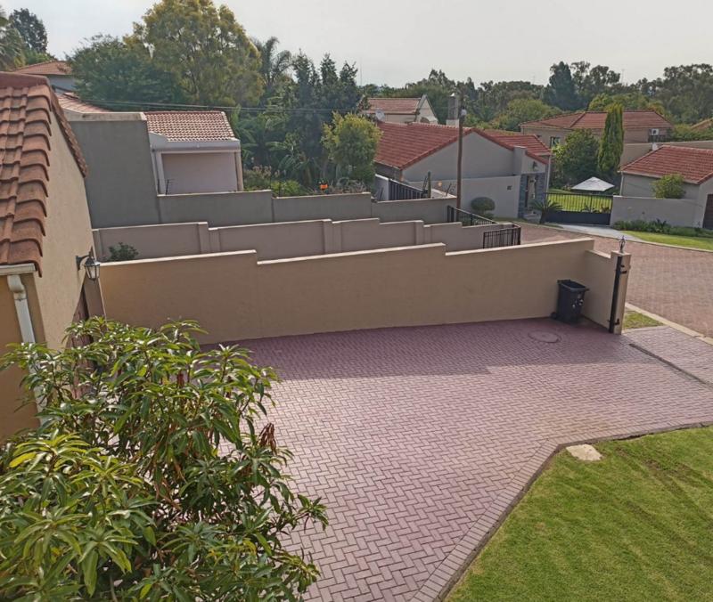 3 Bedroom Property for Sale in Bryanston Gauteng