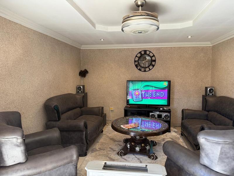 3 Bedroom Property for Sale in Protea Glen Gauteng