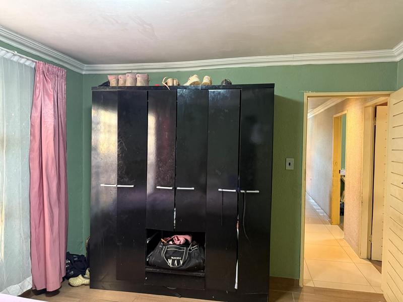 3 Bedroom Property for Sale in Protea Glen Gauteng