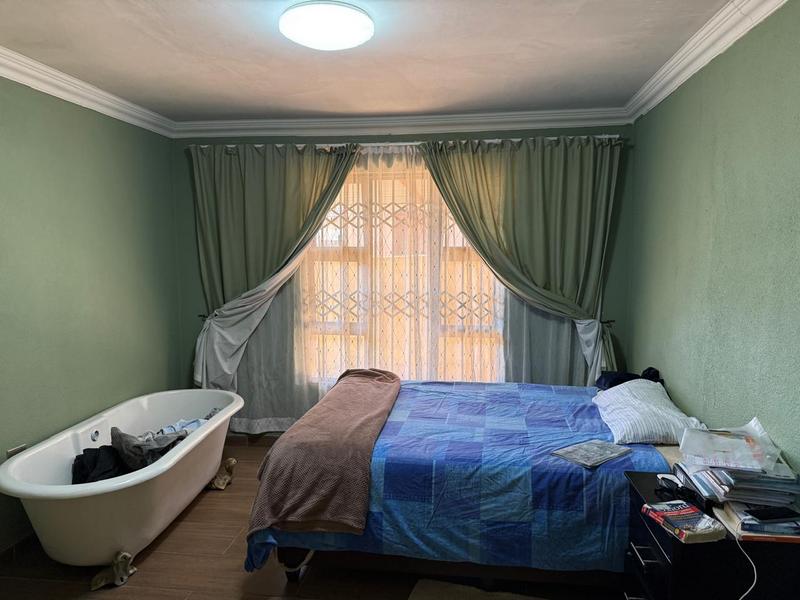 3 Bedroom Property for Sale in Protea Glen Gauteng
