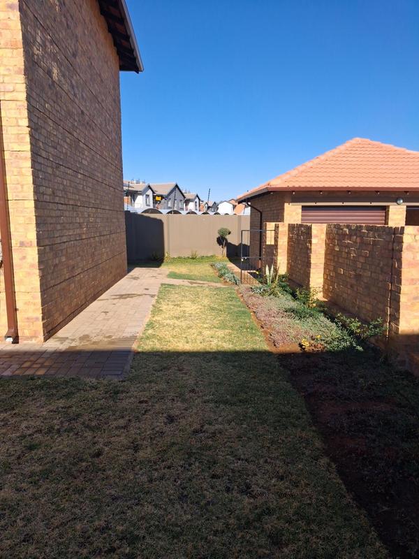 To Let 3 Bedroom Property for Rent in Willow Park Manor Gauteng