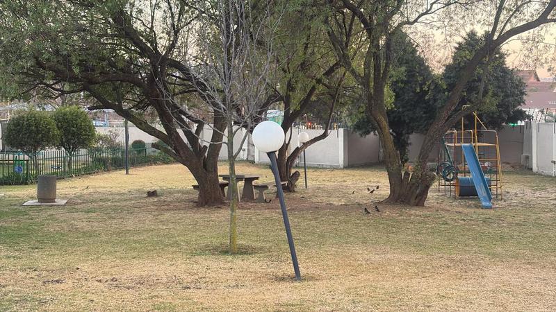 3 Bedroom Property for Sale in Bedfordview Gauteng