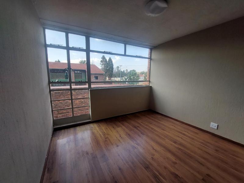 To Let 2 Bedroom Property for Rent in Erasmia Gauteng
