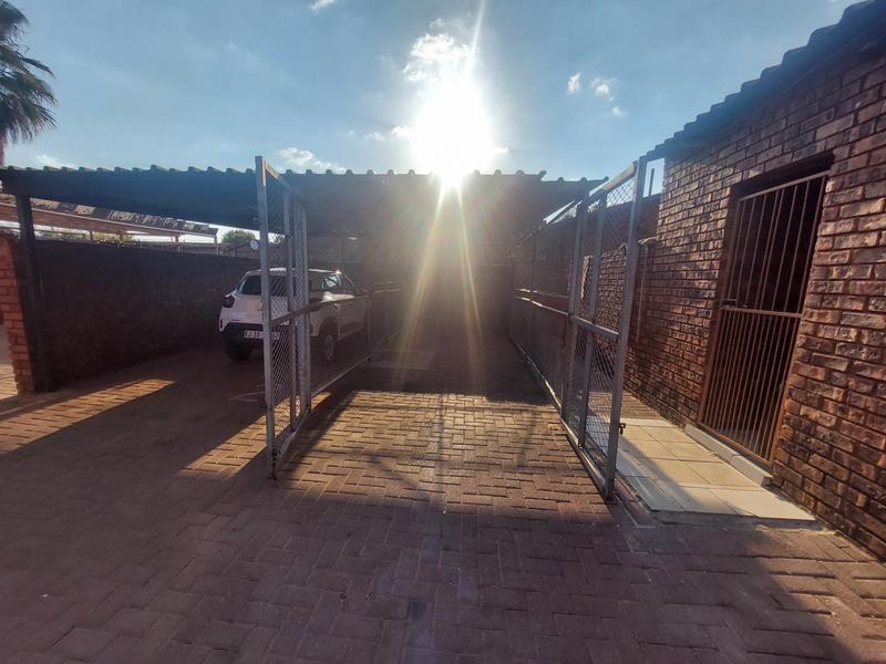 To Let 2 Bedroom Property for Rent in Erasmia Gauteng