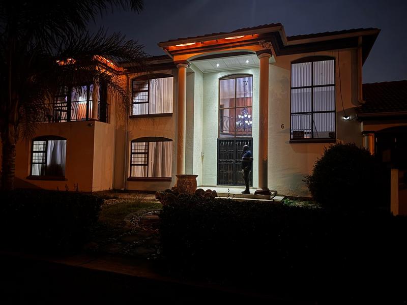 To Let 4 Bedroom Property for Rent in Dalpark Gauteng