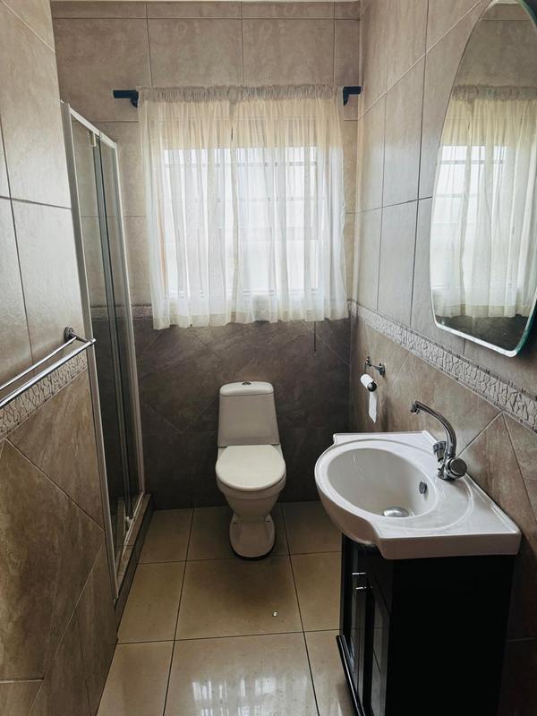 To Let 4 Bedroom Property for Rent in Dalpark Gauteng