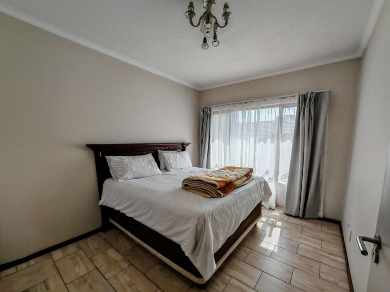 To Let 1 Bedroom Property for Rent in Beverley Gauteng