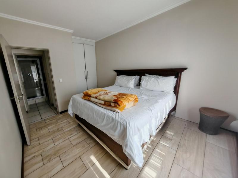 To Let 1 Bedroom Property for Rent in Beverley Gauteng