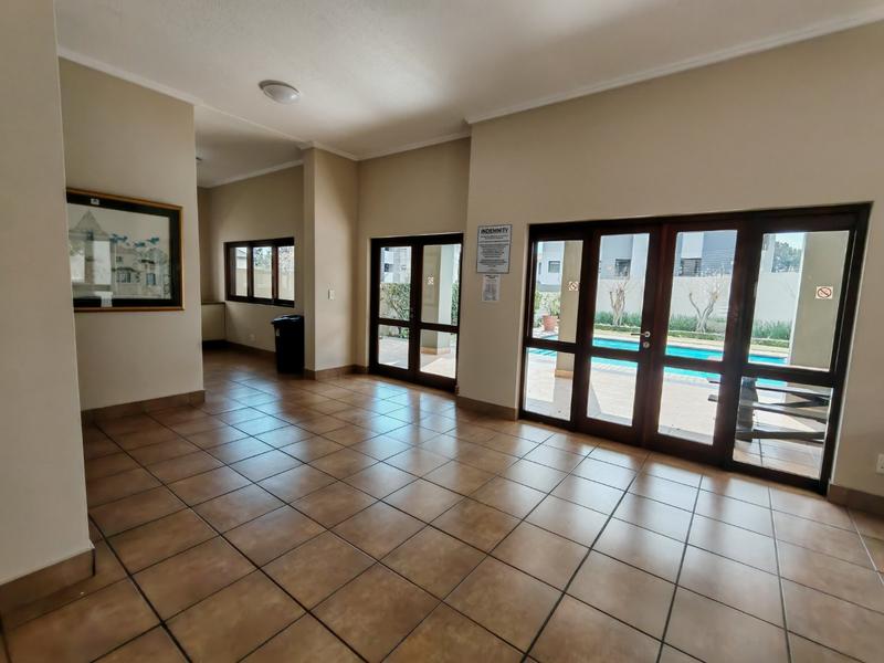 To Let 1 Bedroom Property for Rent in Beverley Gauteng