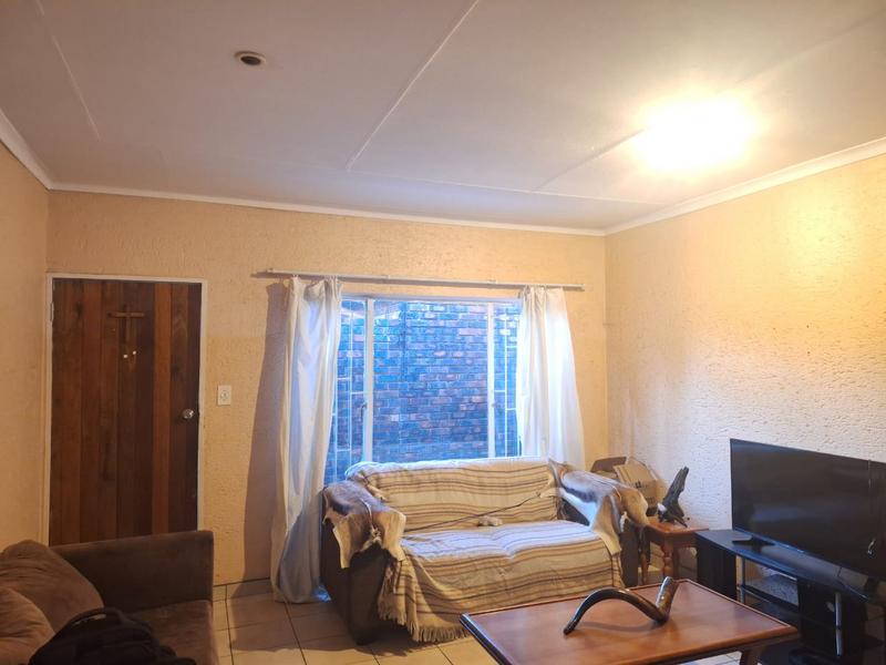 1 Bedroom Property for Sale in Edelweiss Gauteng