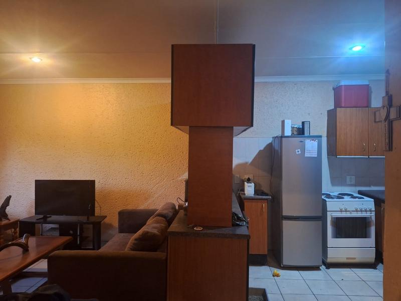 1 Bedroom Property for Sale in Edelweiss Gauteng
