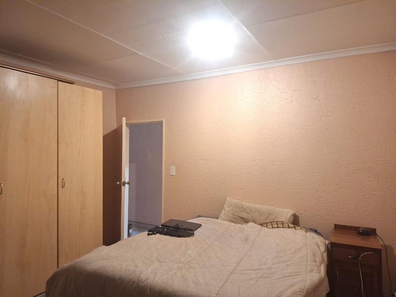 1 Bedroom Property for Sale in Edelweiss Gauteng
