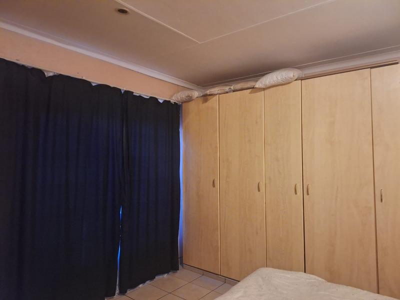 1 Bedroom Property for Sale in Edelweiss Gauteng