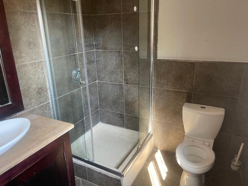 To Let 2 Bedroom Property for Rent in Honeydew Gauteng