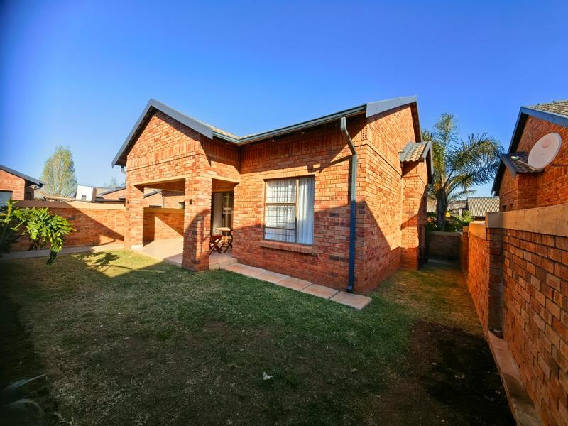 2 Bedroom Property for Sale in Sugar Bush Estate Gauteng