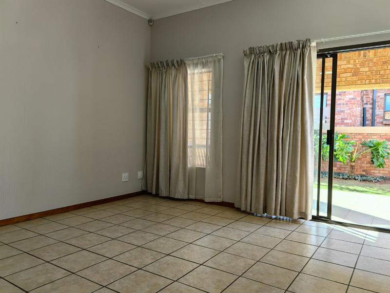 2 Bedroom Property for Sale in Sugar Bush Estate Gauteng