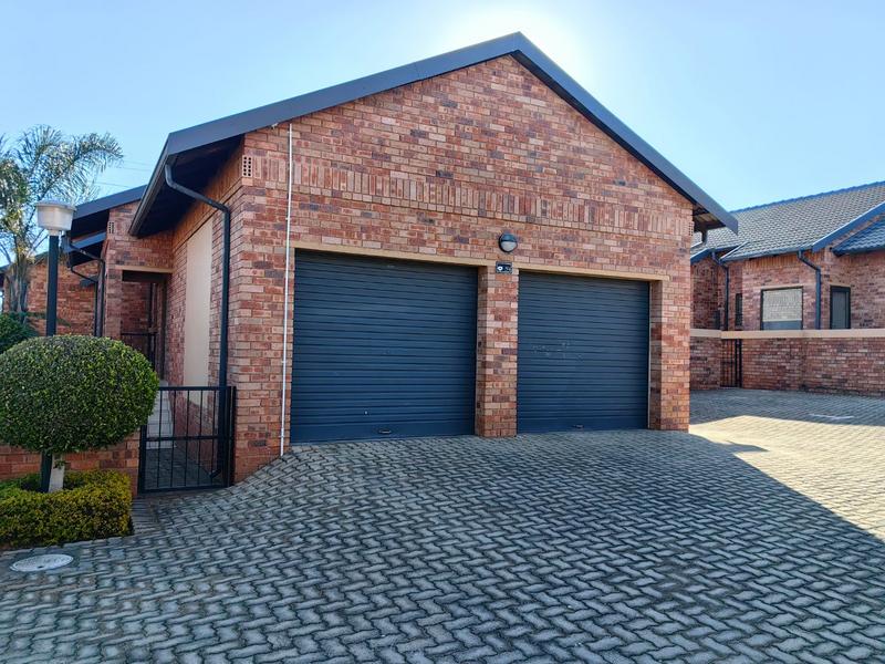 2 Bedroom Property for Sale in Sugar Bush Estate Gauteng