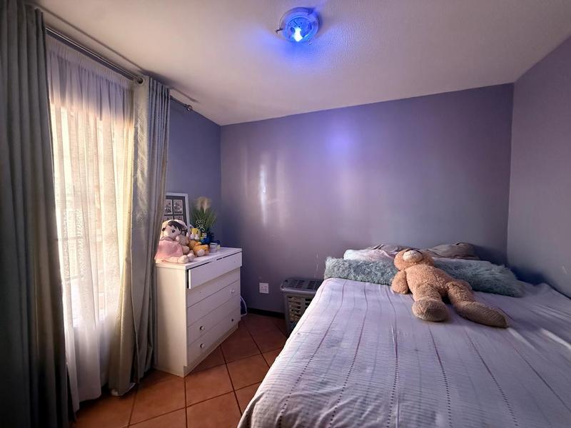 To Let 2 Bedroom Property for Rent in Mooikloof Ridge Gauteng