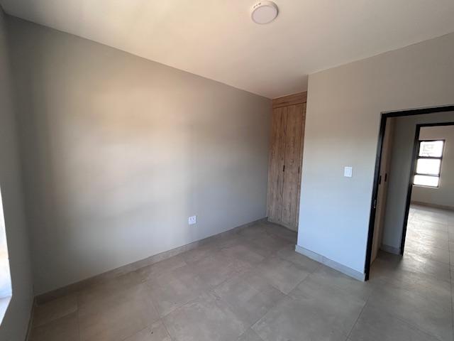 2 Bedroom Property for Sale in Faerie Glen Gauteng