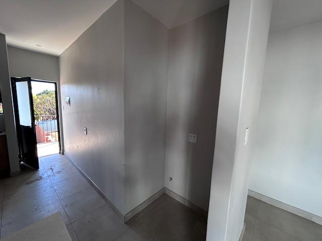 2 Bedroom Property for Sale in Faerie Glen Gauteng