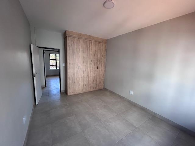 2 Bedroom Property for Sale in Faerie Glen Gauteng