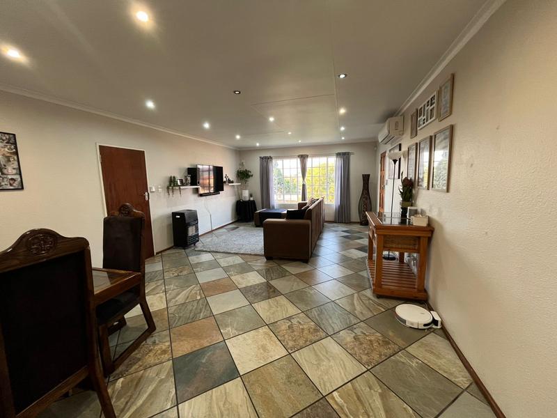 3 Bedroom Property for Sale in Amorosa Gauteng