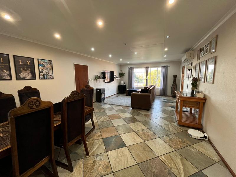 3 Bedroom Property for Sale in Amorosa Gauteng