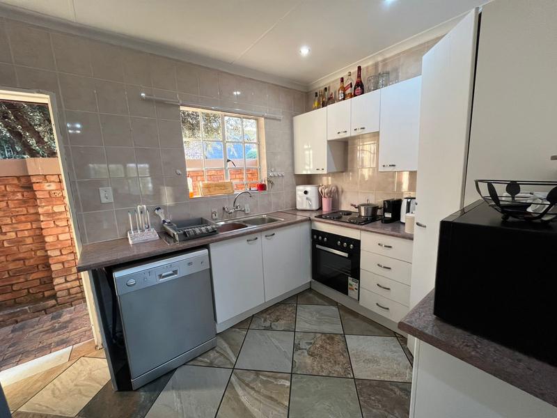 3 Bedroom Property for Sale in Amorosa Gauteng