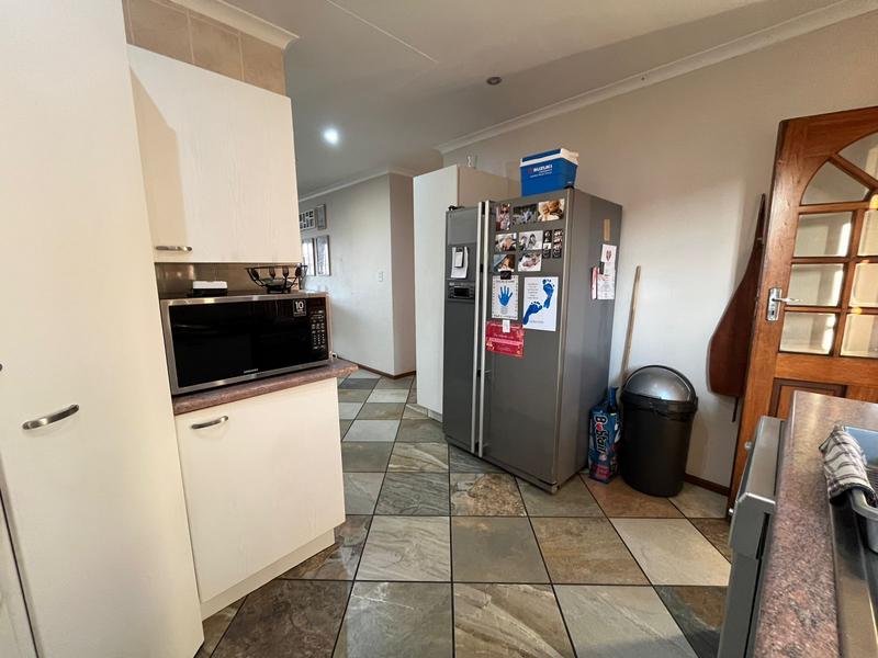 3 Bedroom Property for Sale in Amorosa Gauteng