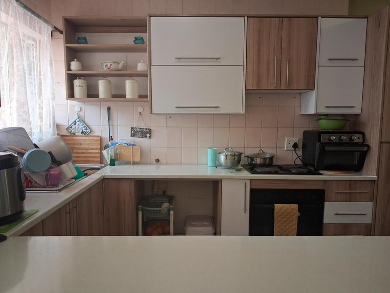 4 Bedroom Property for Sale in La Montagne Gauteng