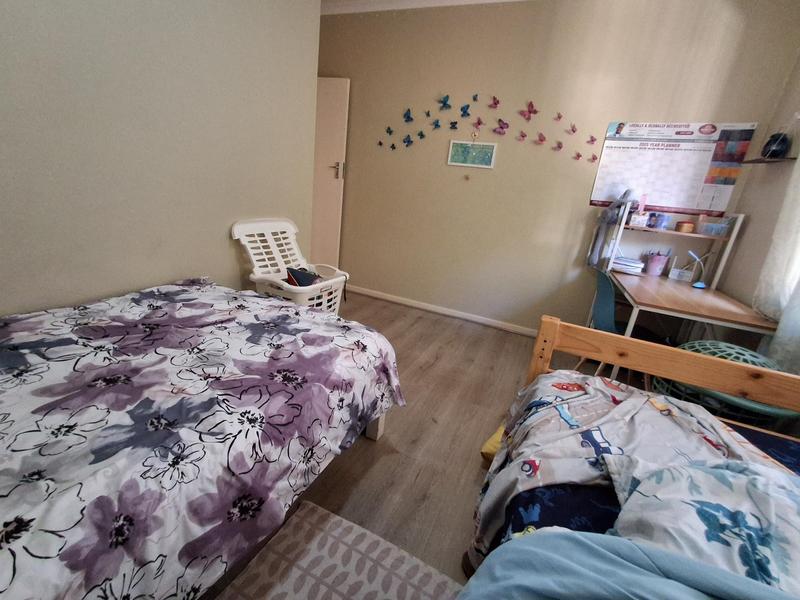 4 Bedroom Property for Sale in La Montagne Gauteng