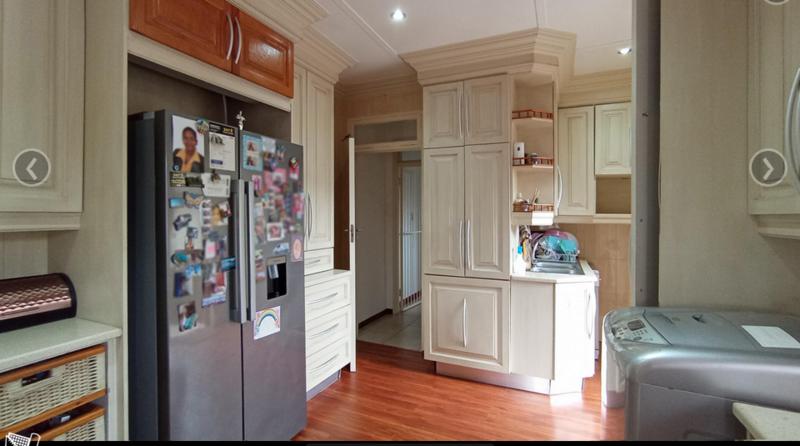 3 Bedroom Property for Sale in Parkmore Gauteng