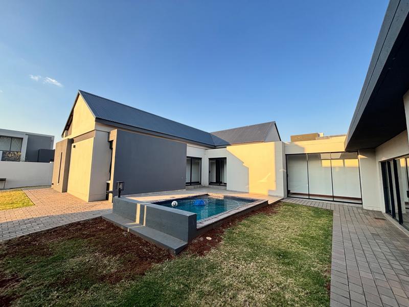 4 Bedroom Property for Sale in Midstream Meadows Gauteng