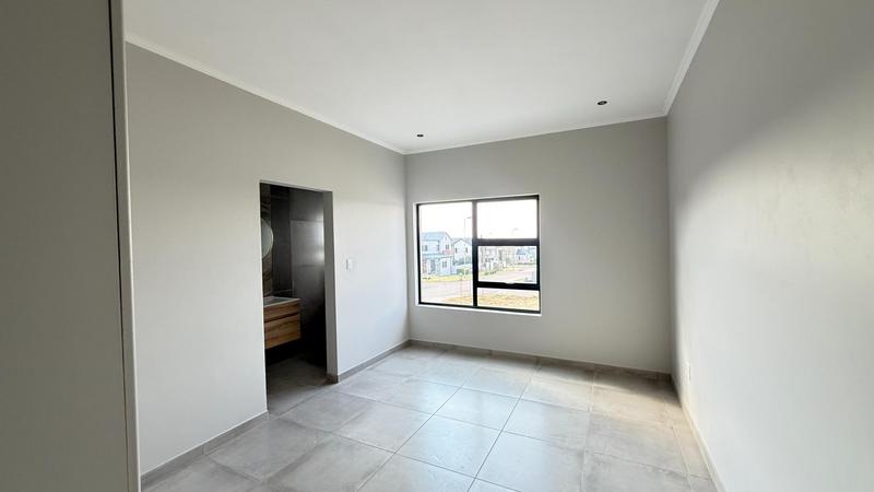 4 Bedroom Property for Sale in Golden Fields Estate Gauteng