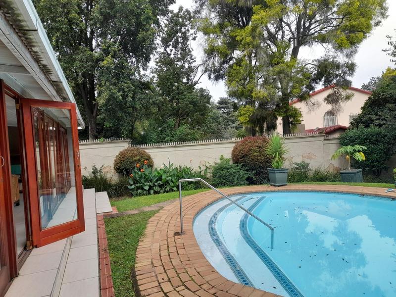 5 Bedroom Property for Sale in Bryanston Gauteng